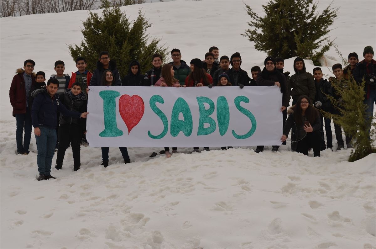ZAKHO STUDENTS ENJOY A TRIP TO THE SNOW